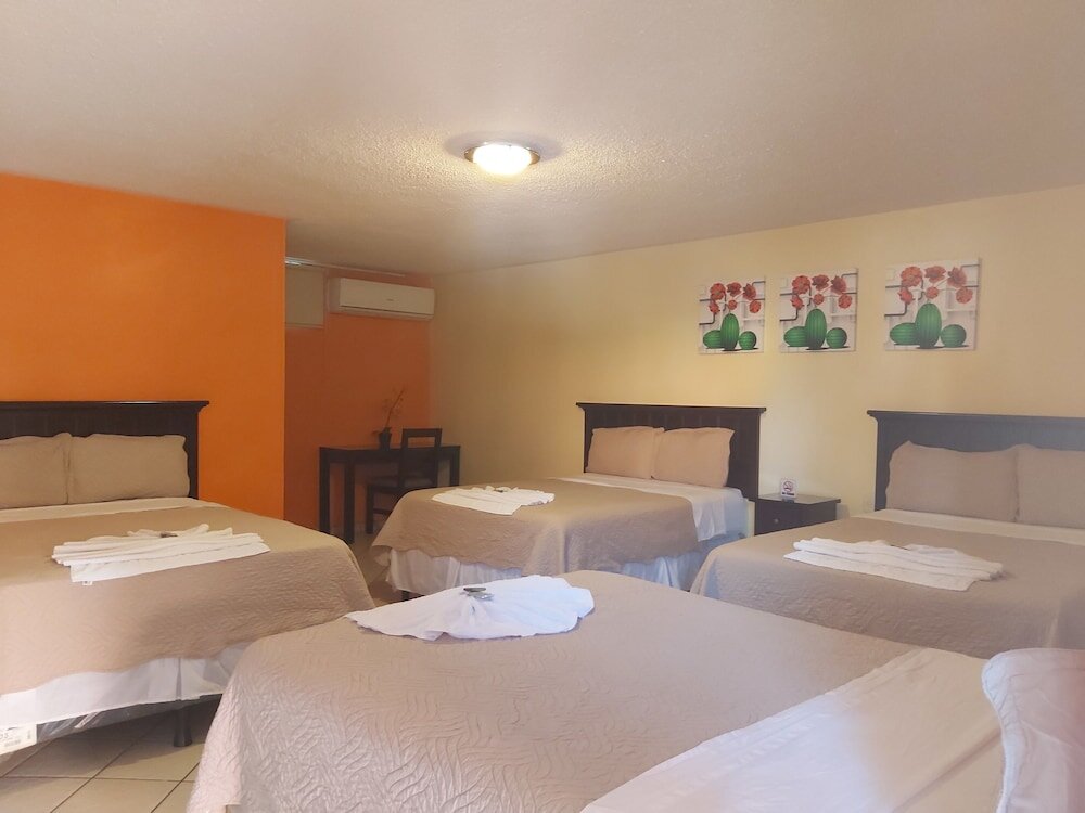 Четырёхместный семейный номер Standard Mados Hotel Guanacaste