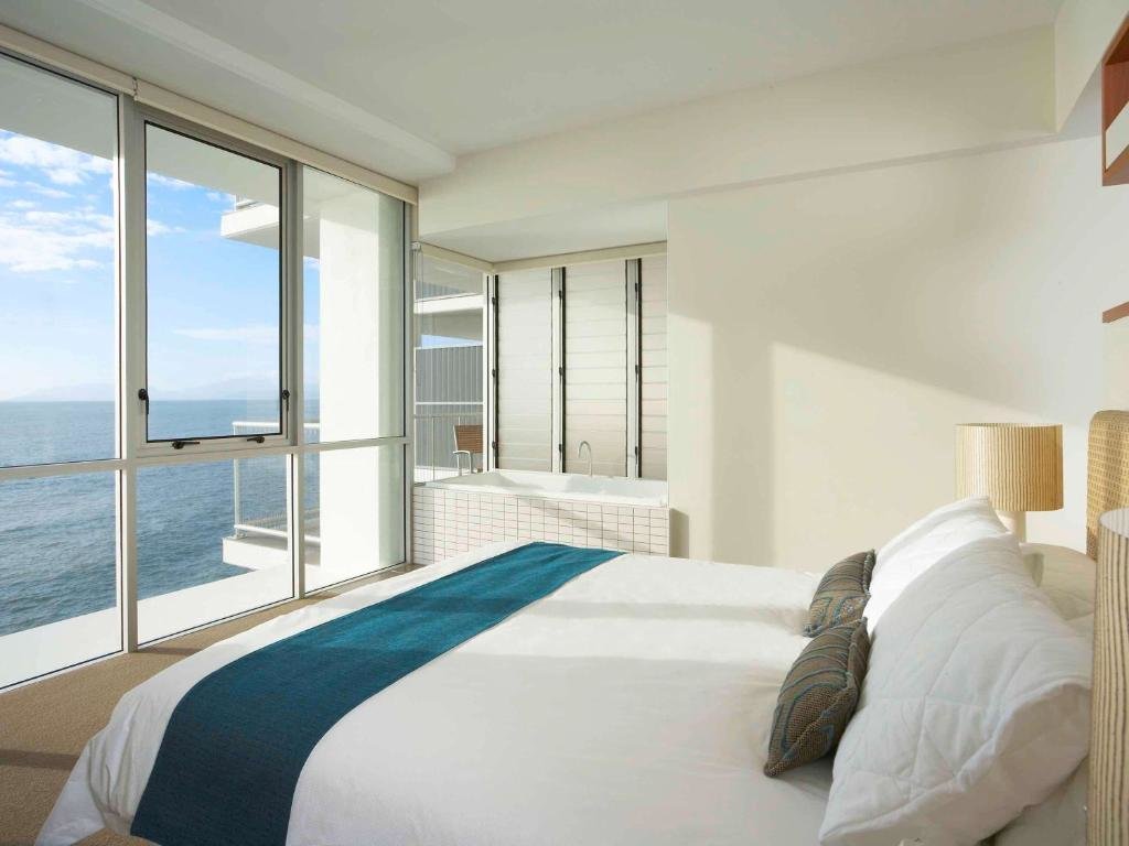 Апартаменты с 2 комнатами с видом на океан Grand Mercure Apartments Magnetic Island