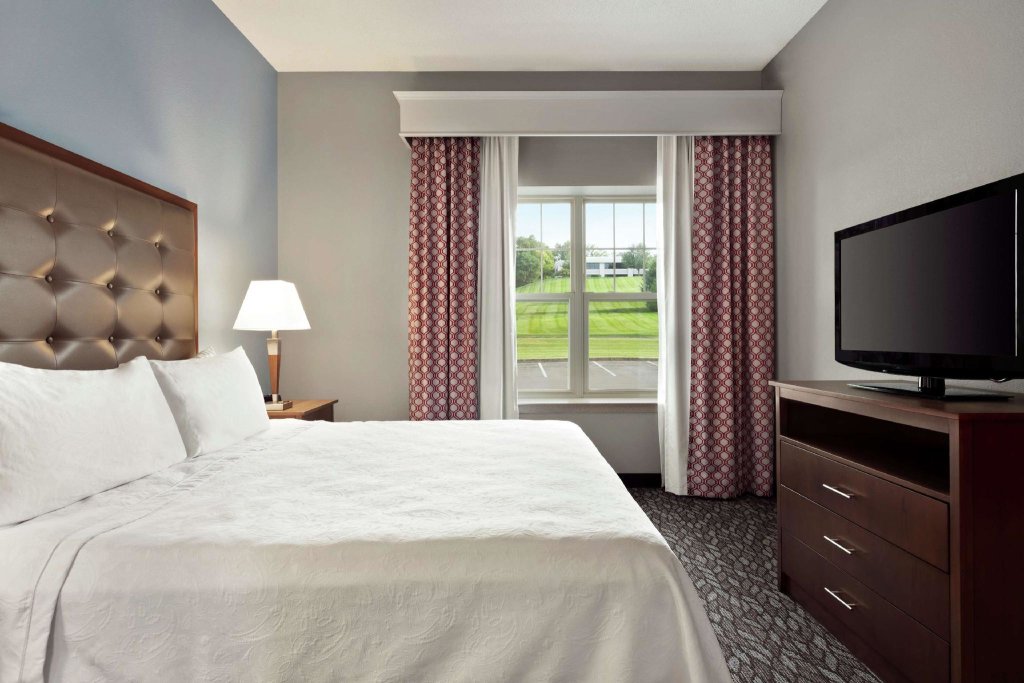 Люкс с 2 комнатами Homewood Suites by Hilton Harrisburg East-Hershey Area