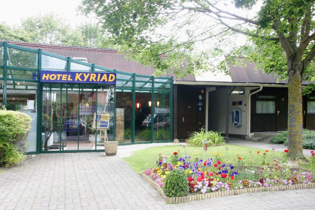 Bett im Wohnheim Hotel Kyriad Reims Est Parc des Expositions