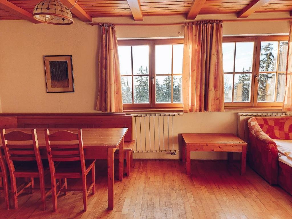 Апартаменты с 2 комнатами с балконом Pohorje Village Wellbeing Resort - Forest Apartments Videc