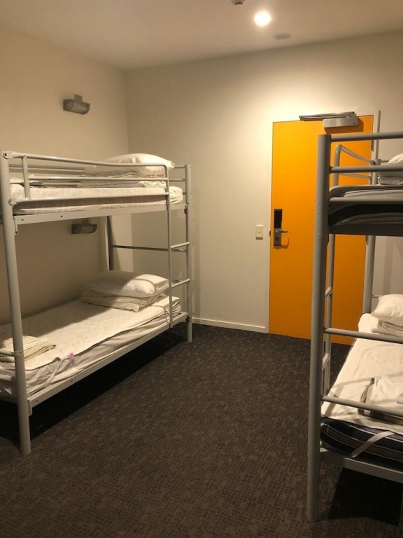 Standard quadruple chambre The Village Canberra - Hostel