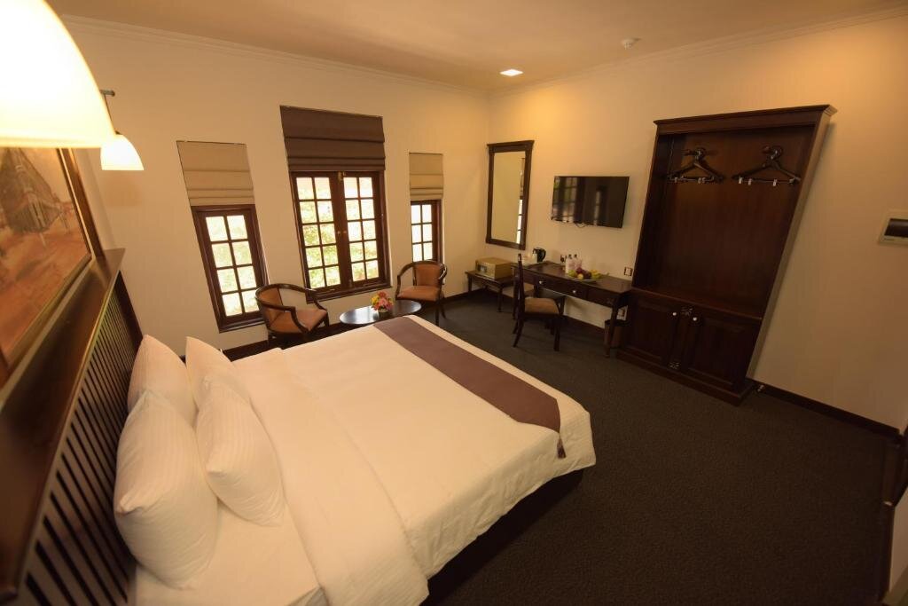 Deluxe Double room with balcony Hotel Nippon Colombo