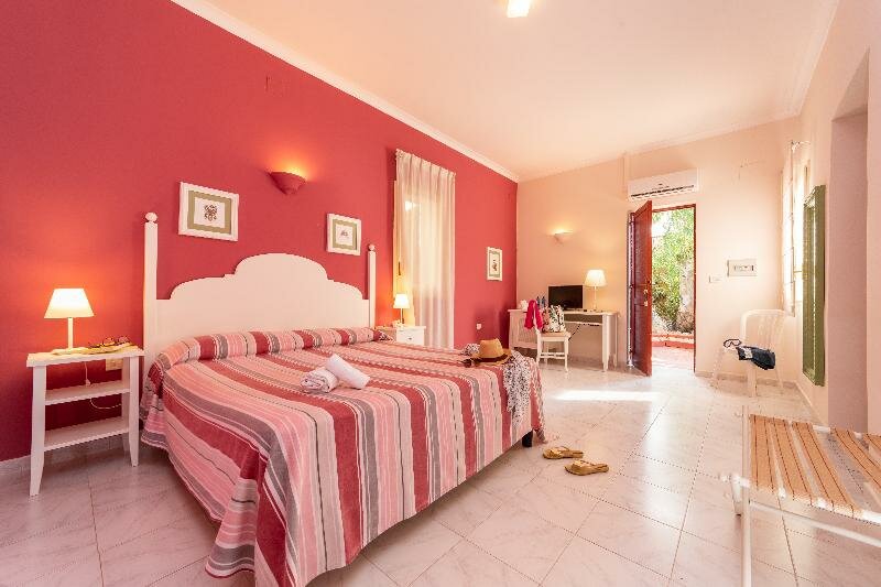 Standard Doppel Zimmer TH Gioiosa Mare - Capo Calavà Village