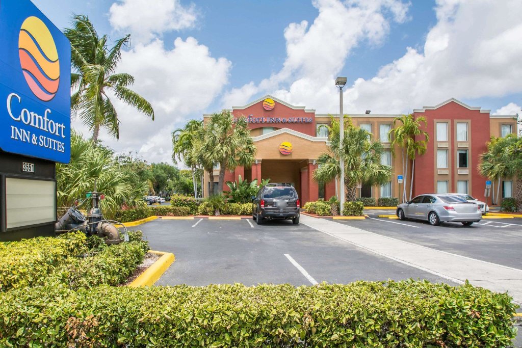Номер Standard Comfort Inn & Suites Fort Lauderdale West Turnpike