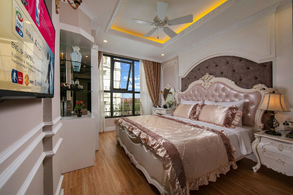 Кровать в общем номере Royal Holiday Hanoi Hotel