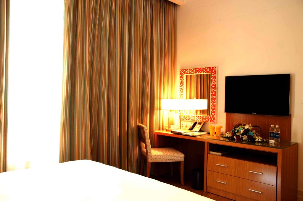 Номер Deluxe Salalah Gardens Hotel Managed by Safir Hotels & Resorts