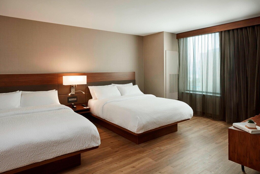Doppel Suite 1 Schlafzimmer AC Hotel by Marriott Cincinnati at The Banks