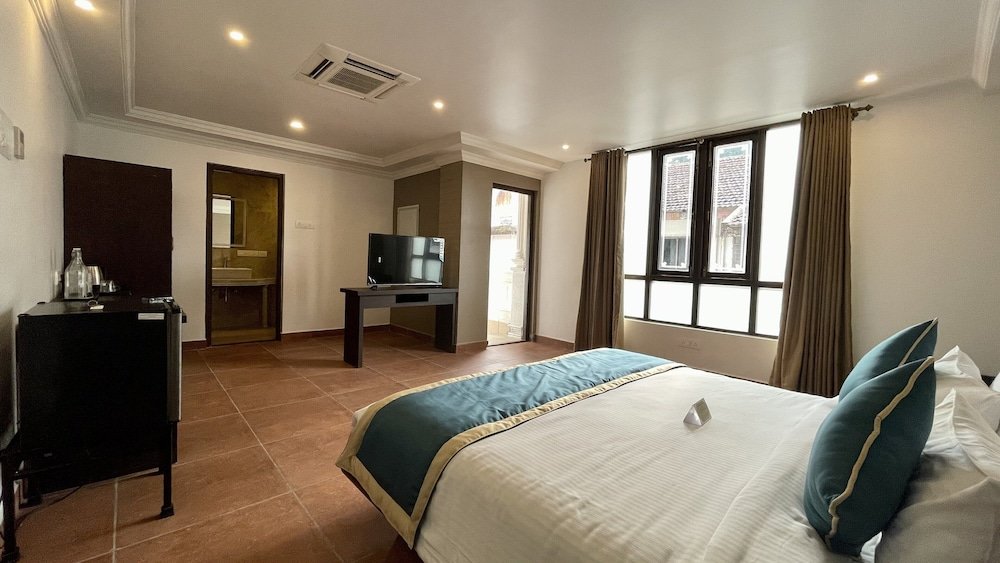Двухместный номер Standard с балконом Ziva Suites - A Botique Hotel