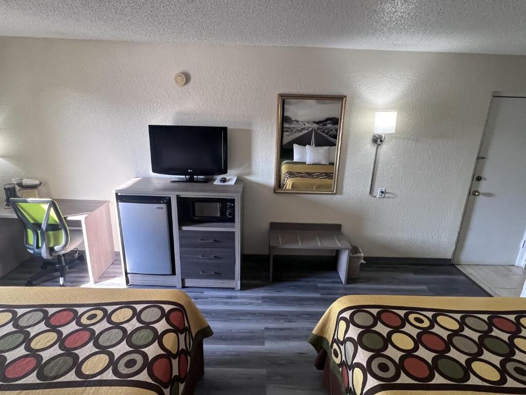 Standard Double room Super 8 by Wyndham Ft Stockton