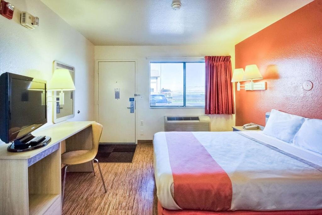 Deluxe Double room Motel 6 Pendleton, OR