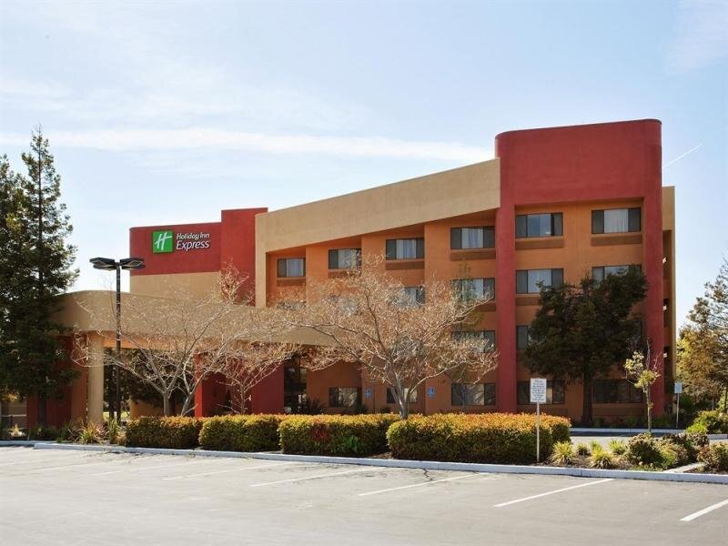 Студия Holiday Inn Express Hotel Union City San Jose, an IHG Hotel