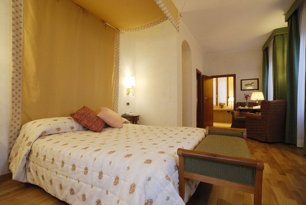 Junior Suite with sea view Hotel & Ristorante Zunica 1880