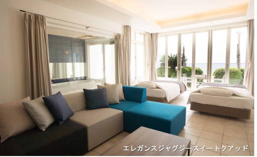 Четырёхместный люкс с видом на океан Crystal Villa Miyakojima Sunayama Beach