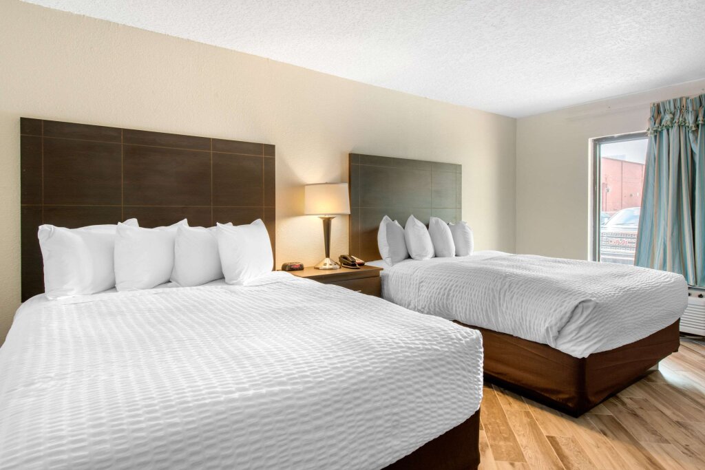 Suite cuádruple Clarion Inn & Suites Kissimmee-Lake Buena Vista South
