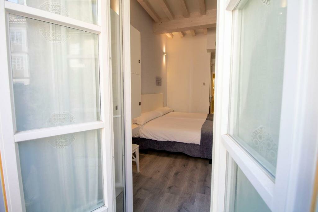 Standard Double room with balcony Hotel Alda San Bieito