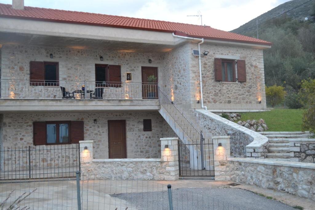 Cabaña Petrino House