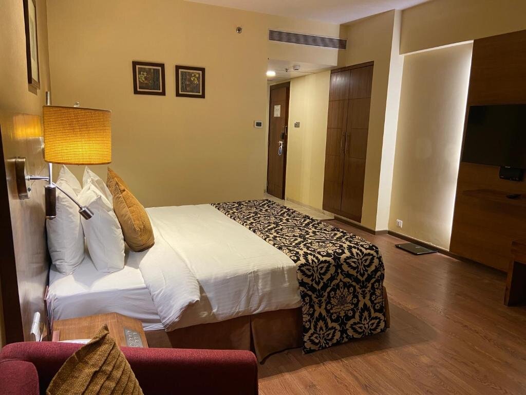 Standard Doppel Zimmer Fortune Select Exotica, Navi Mumbai