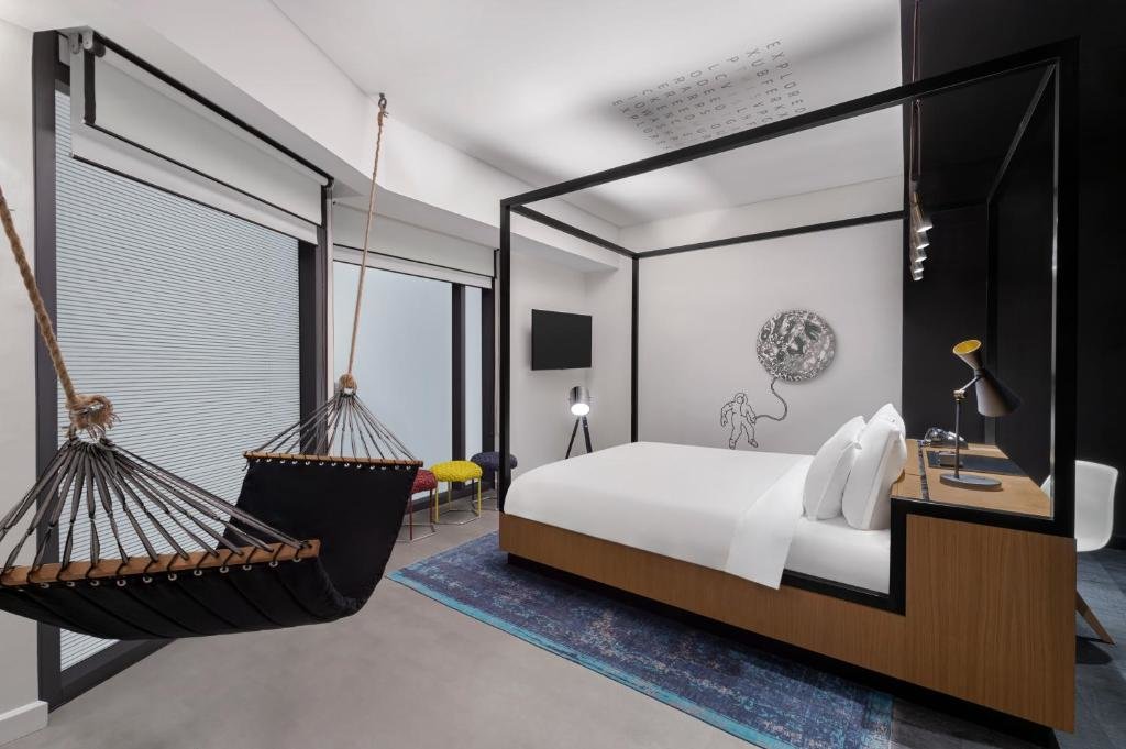 Premium Doppel Zimmer Canopy by Hilton Dubai Al Seef