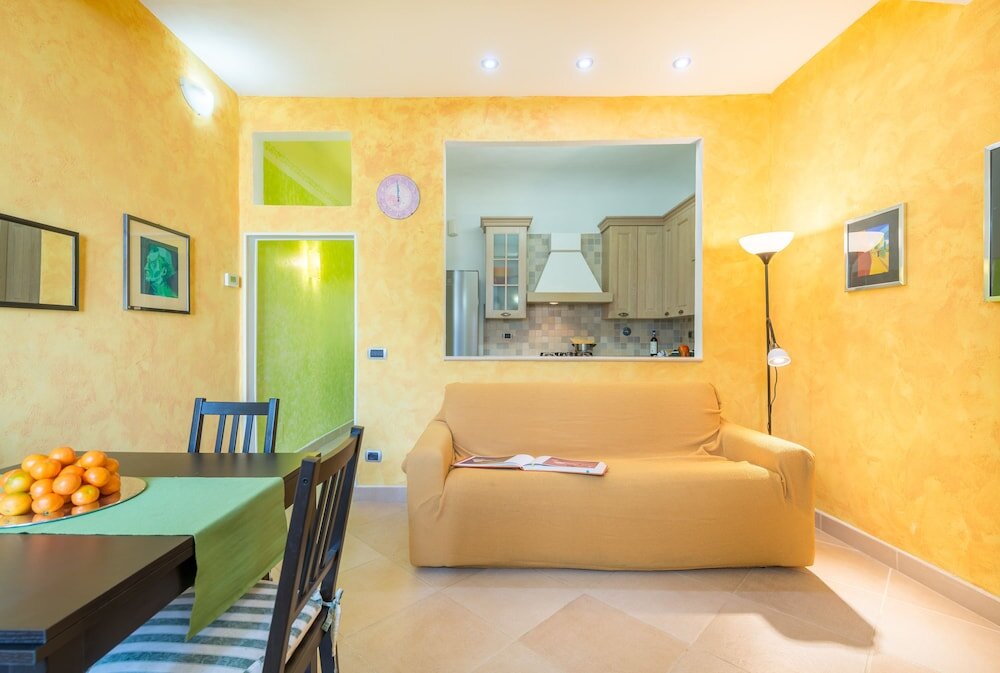 Komfort Apartment Colourful Sant'Ambrogio