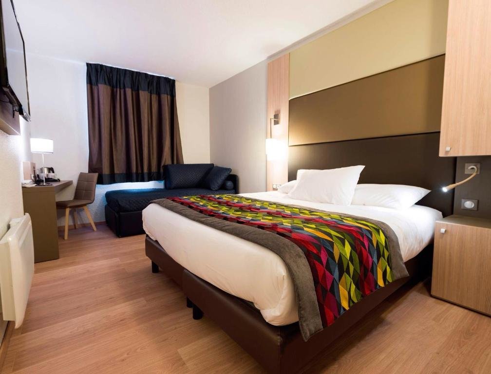 Standard quadruple chambre Hotel Saint Quentin