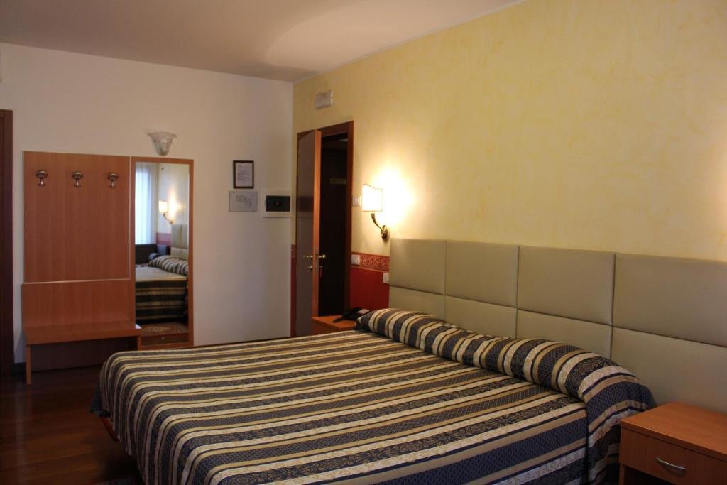 Deluxe Zimmer Hotel Ristorante Dotto