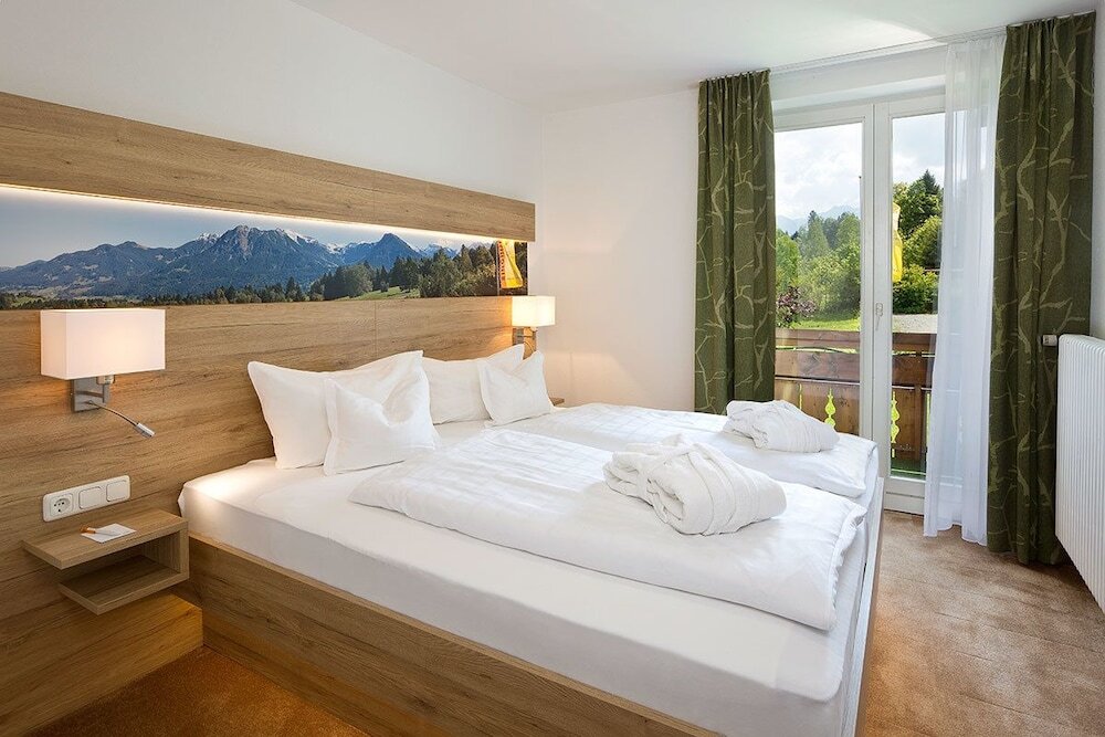 2 Bedrooms Family Apartment Ringhotel Nebelhornblick