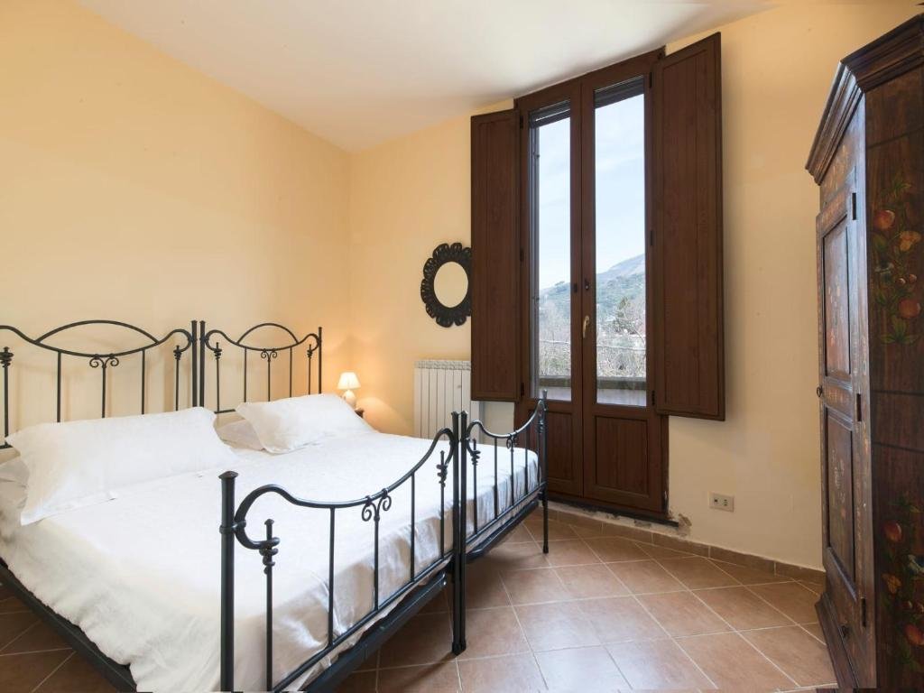 Апартаменты с 2 комнатами с балконом Casale Le Noci