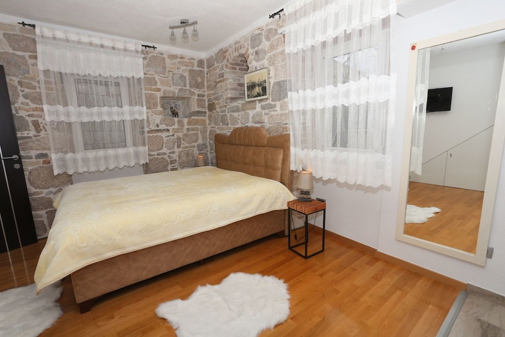 Deluxe room Apartments Nikolla