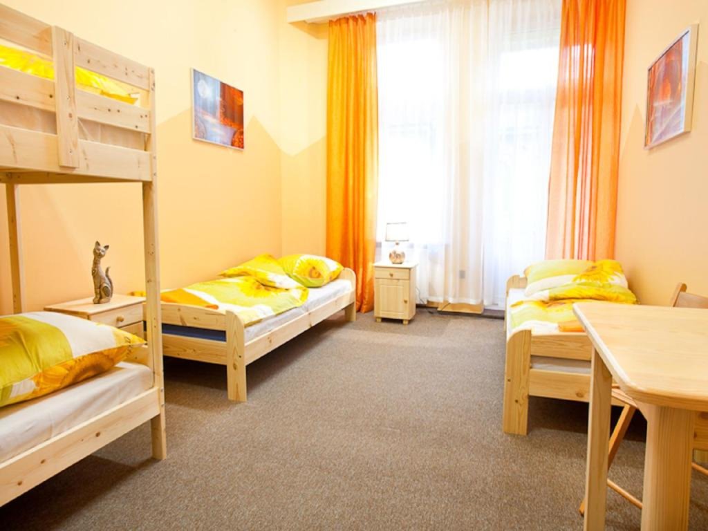Standard Quadruple room Moon Hostel Kraków