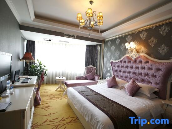 Suite Tongnan Celebrity Hotel