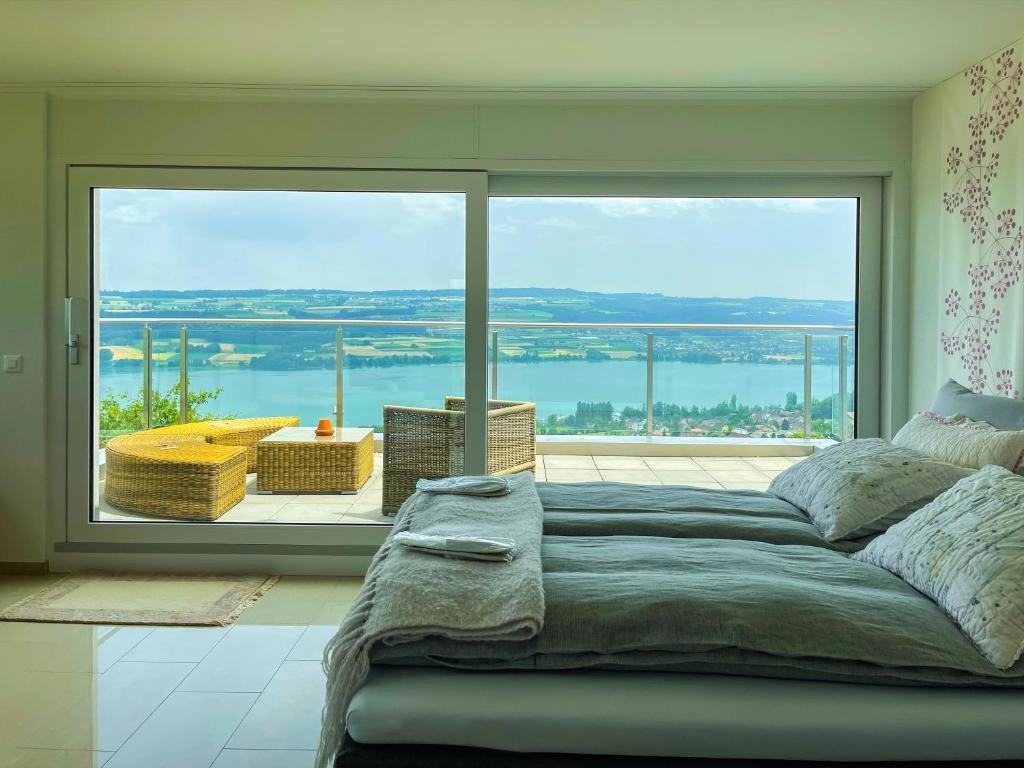 Suite with lake view Belair Beinwil - B&B