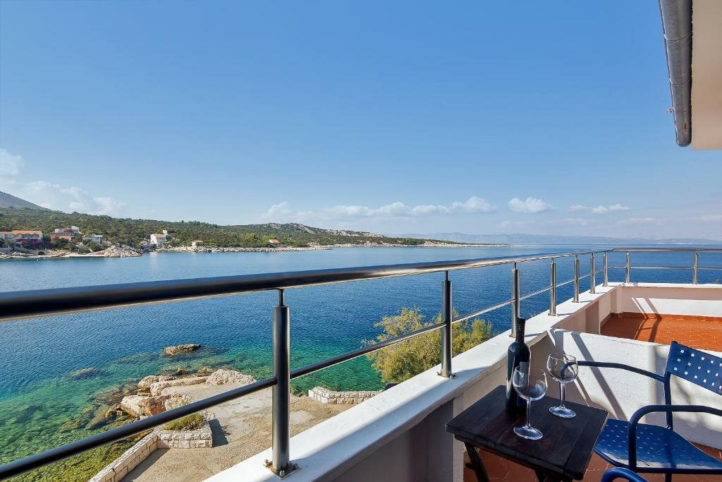 Habitación doble Estándar con balcón y con vista al mar Hotel Timun
