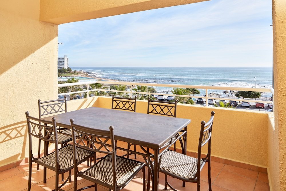 Apartamento 2 dormitorios con balcón y con vista al mar First Group Riviera Suites