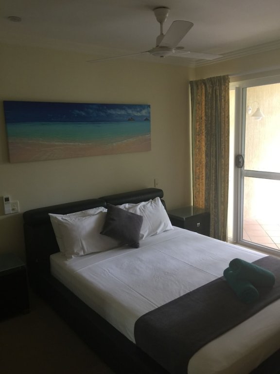 Apartamento familiar 3 habitaciones con balcón Cairns Golf Course Apartment