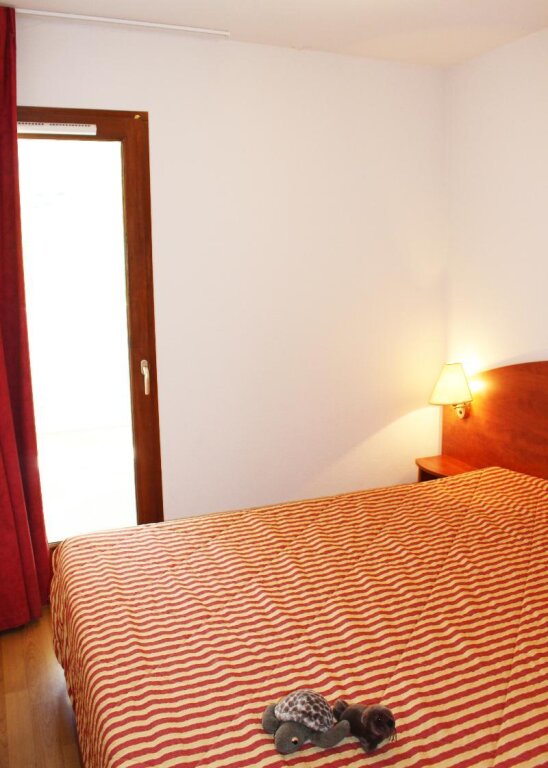 Cama en dormitorio compartido Résidence Mer & Golf Pic du Midi