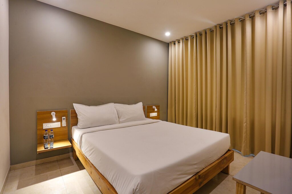 Deluxe room OYO Townhouse 82843 Hotel Somani