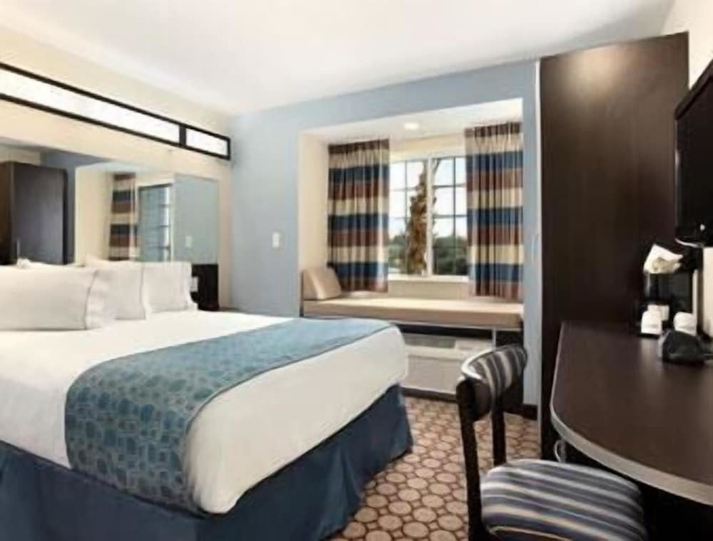 Standard Zimmer Microtel Inn & Suites by Wyndham Spring Hill/Weeki Wachee