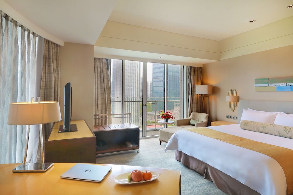 Двухместный номер Superior с балконом Xiamen International Conference Center Hotel Prime Seaview Hotel