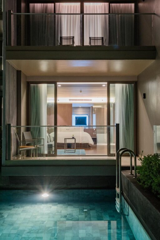 Standard Doppel Zimmer mit Balkon und mit Poolblick Oceanfront Beach Resort - SHA Extra Plus