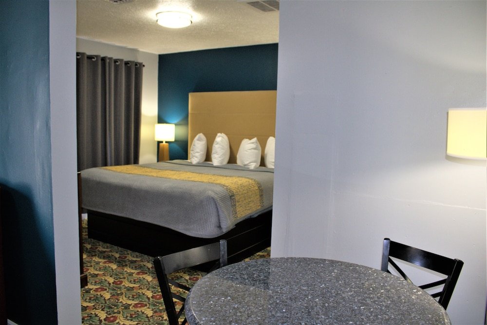 Suite Campbell's Motel Scottsburg