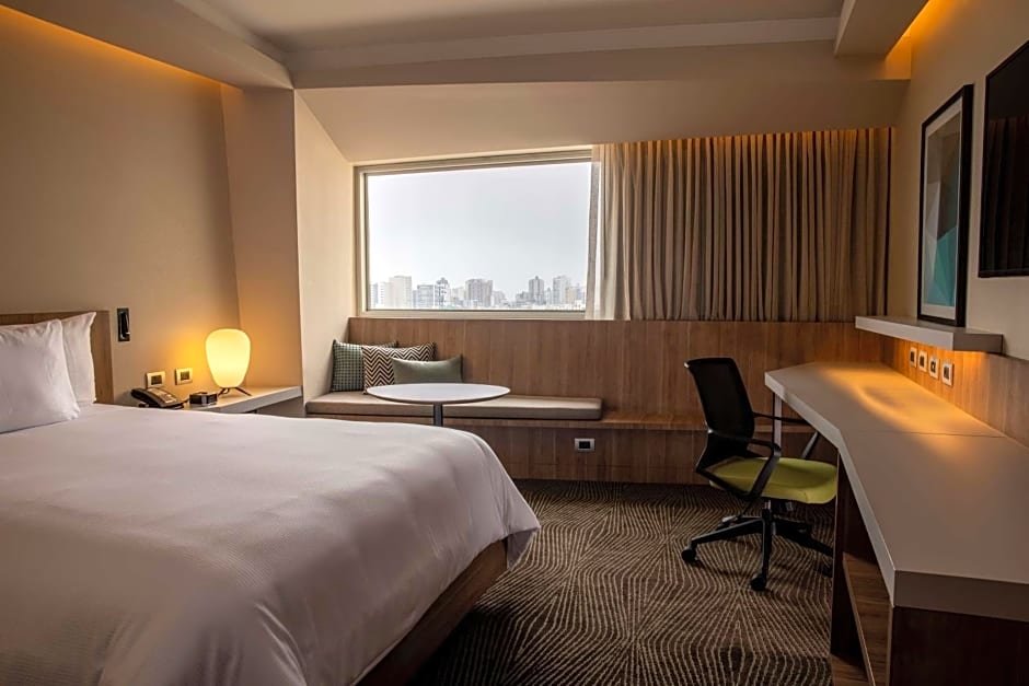 Standard room with panoramic view Hilton Garden Inn Lima Miraflores