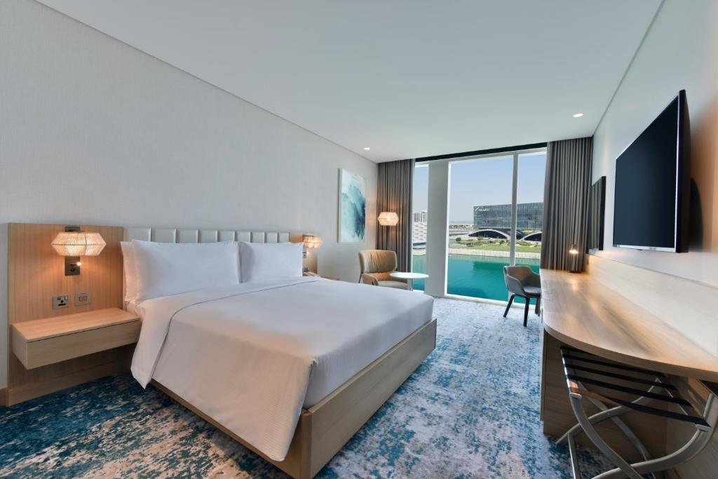 Семейный люкс с 2 комнатами Hilton Garden Inn Bahrain Bay