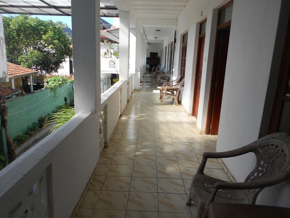 Apartment Shanith Guesthouse Negombo