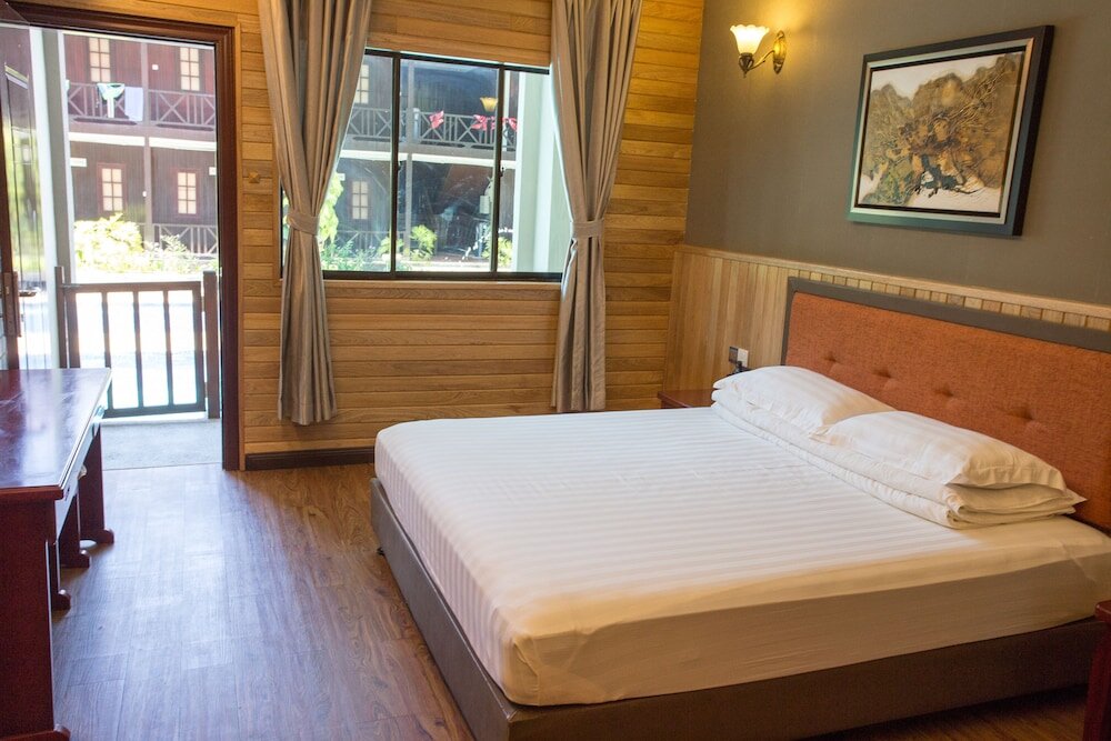 Deluxe Triple room with balcony Summer Bay Resort, Lang Tengah Island