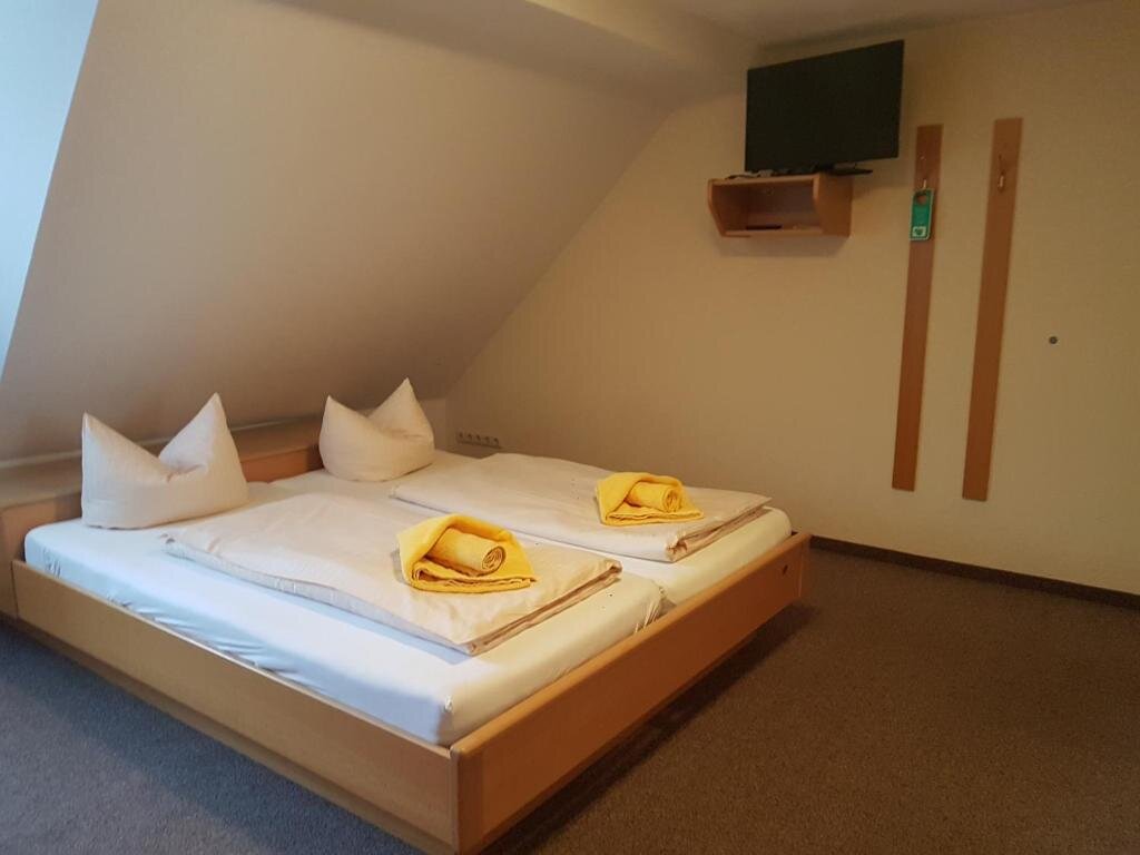Standard Zimmer Gasthof Zur Friedenseiche