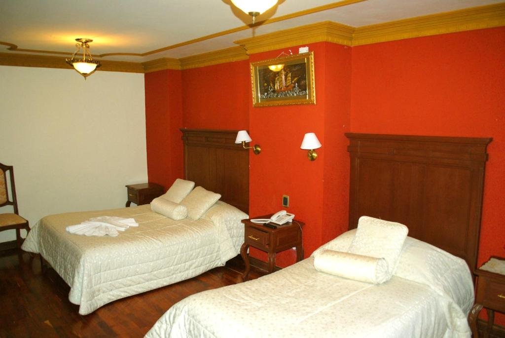 Трёхместный номер Standard San Marino Royal Hotel