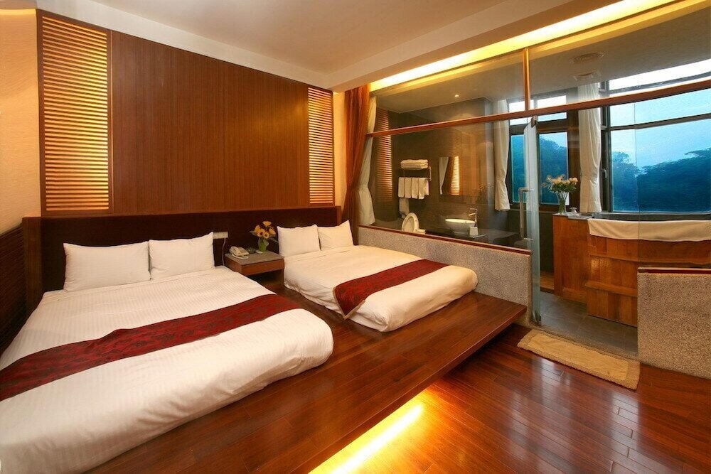 Deluxe quadruple chambre Hotel Tilun Dongpu Spa