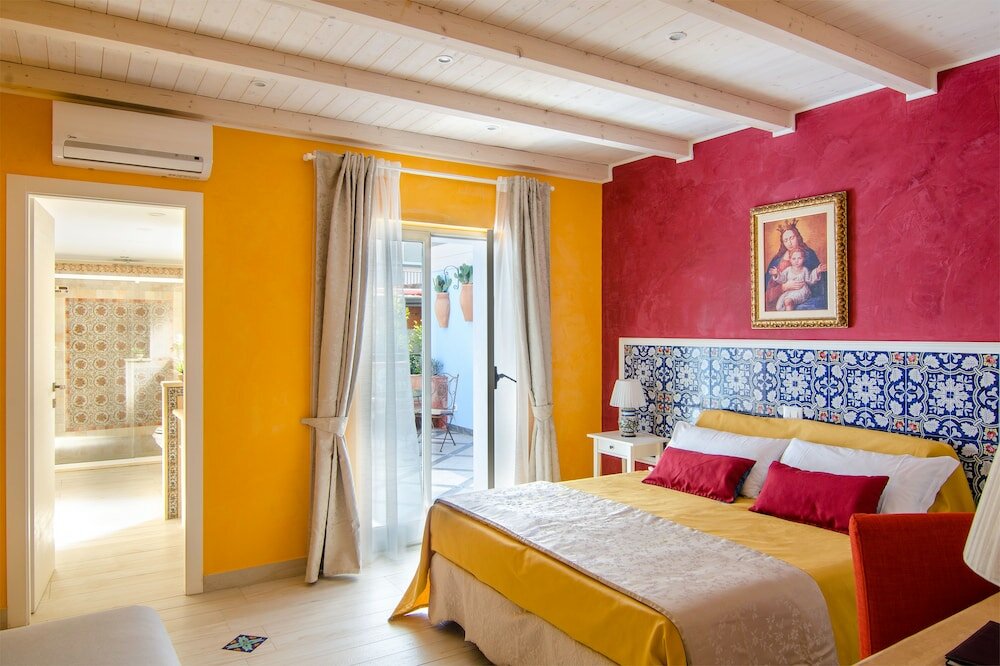Luxe chambre Mediterranean Charm villa con piscina al mare