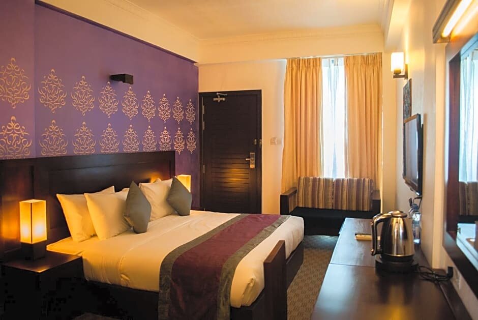 Двухместный номер Deluxe Ceylon City Hotel,Colombo